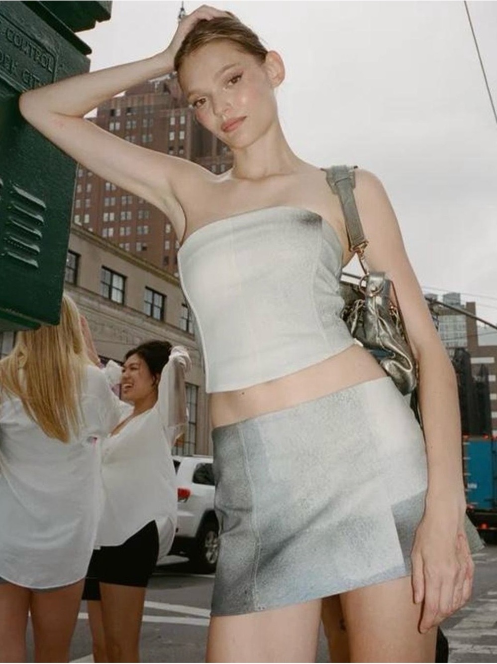 With Jean viola mini skirt in spray